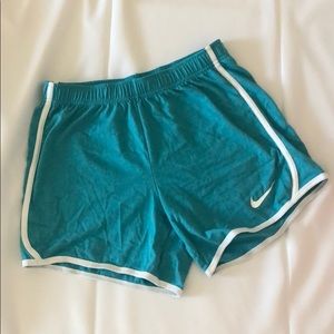 Nike girls shorts